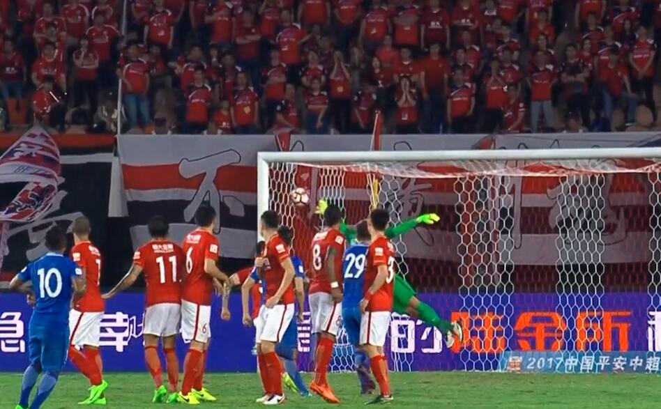 巨型象面宇航员、古老的太空舱从何而来等疑问在《异形》的后续几部里都没有给出谜底。
